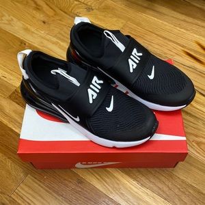 NWT Nike Air Max 270 Extreme